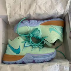 スポンジボブ コラボ Nike KYRIE Ⅴ ナイキ カイリー 5 イカルド  スニーカー