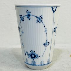 ROYAL COPENHAGEN ブルーパルメッテ ベース - メルカリ