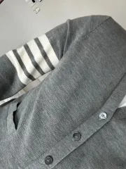 2025年最新】THOM BROWNE メンズ カーディガンの人気アイテム