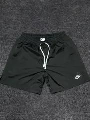 Nike(ナイキ） 水泳/ランニング ショートパンツ 黒 M サイズ or 水着
