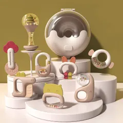 【特価セール】KaeKid 赤ちゃん おもちゃ 0歳 歯固めラトル がらがら ラトル 赤ちゃん 玩具 0歳 ガラガラ シリコン 洗える 知育玩具 1歳 0か月 3か月 6か月 9か月 0歳児 新生児 おもちゃ 男の子 女の子 出産祝い 誕生日 クリスマス プレ