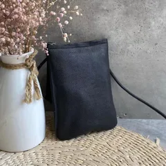 ショルダーバッグ 本革 スマホ ポーチ ジッパー開閉 斜めがけ 小さめ 黒 ブラック a095_e2