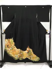 ［5812］黒留袖 美品 十日町友禅 関芳 五つ紋 木瓜 正絹 着物 袷 比翼付 5812］黒留袖 美品 十日町友禅 関芳 五つ紋 木瓜 正絹 着物 袷 比翼付