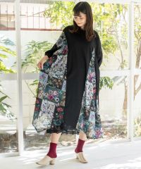 ISScoLar（イズスカラー）花蝶パッチワーク柄 切替ワンピース　アイボリー、ブラック　551244