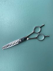 6.3インチシザー 新品 パワフルな切れ味 ベアリングネジ スムーズな