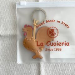 La Cuoieria トスカーナレザー 牛革レザーキーホルダー 鶏 イエロー