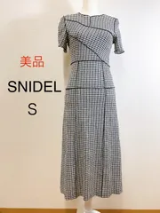美品 SNIDEL メローデザインワンピース メロウステッチ 半袖 フェミニン フリル お呼ばれ ロング丈 フレアワンピース S