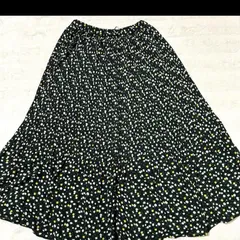 LOWRYS FARM ローリーズファーム　花柄　総柄　プリーツ　スカート