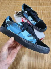 2025年最新】supreme vans オールドスクールの人気アイテム - メルカリ