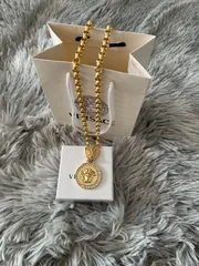 2025年最新】VERSACE ネックレス グレカの人気アイテム - メルカリ