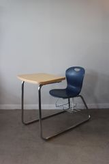 VIRCO社 Vintage スクールデスク　自社配達可能商品