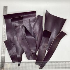 インポートレザー　オイルスムース　ハギレ　190ｇ　1.3ｍｍ-1.4mm　紫　革　本革　牛革　レザークラフト　ハンドメイド　送料無料 250530-58