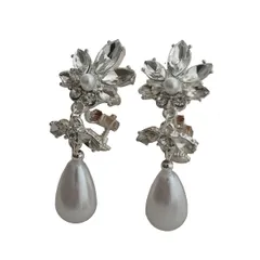 イヤリング ピアスレディース アクセサリー パール ラインストーン パーティー 華やか ビジュー あくせさりー 結婚式 RT22003 (EAR SIL) [シルバー / イヤリング / 22003]