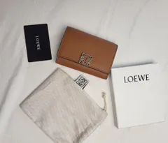 2024年最新】loewe ロエベ 三つ折り財布の人気アイテム - メルカリ