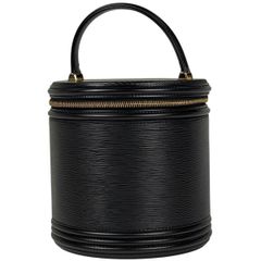 【在庫一掃】 【ジャンク品】ルイ・ヴィトン Louis Vuitton カンヌ バニティバッグ ハンドバッグ 化粧ポーチ エピ ノワール(ブラック) M48032 レディース 【中古】