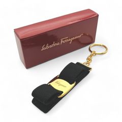 Salvatore Ferragamo サルバトーレ フェラガモ ヴァラ キーホルダー ブラック