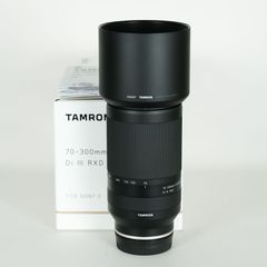 [美品] TAMRON 70-300mm F/4.5-6.3 Di III RXD (Model A047) [ソニーE用] / ソニーEマウント