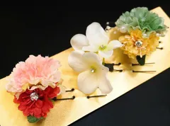 髪飾り 成人式 赤 振袖 袴 花 白 オレンジ 黄緑 ピンク 大きい 小さい 3点セット 着物 和装 Uピン 大人 かわいい 日本製 おしゃ No.9-4080