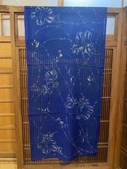 【縮緬】【古布】【はぎれ】（長さ：約９４㎝／幅：約３６㎝）