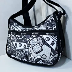 【美品】 レスポートサック クラシック ホーボー LeSportsac CLASSIC HOBO トラベルグッズ柄 ショルダーバッグ 9101780e20241126
