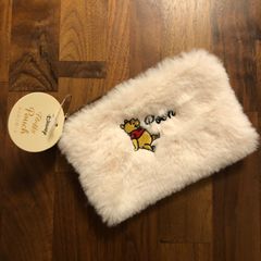 くまのプーさん　ふわふわ　もこもこ　ポーチ　小物入れ