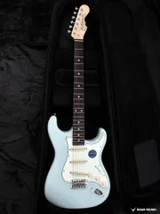 Momose VST-DX オーダー品 ストラトキャスター 旧ロゴ 旧ヘッド Momose VST-DX オーダー品 ストラトキャスター 旧ロゴ 旧ヘッド