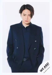 【中古】生写真(STARTO) timelesz/菊池風磨/膝上/「WE ARE! Let’s get the party STARTO!!」グッズオフショット/公式生写真