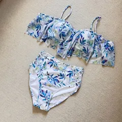 オフショルビキニ　水着