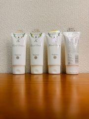 【4本セット】AK パフュームウォーターハンドクリーム ONE 01 エレガンスムスクの香り 50g