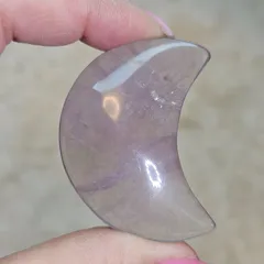 めちゃ可愛💖薄いピンク✨フローライト✨お月さま✨カービング✨