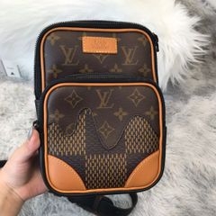 LOUIS VUITTON（ルイヴィトン）N40379 NIGO ダミエジャイアント アマゾン スリングバッグ