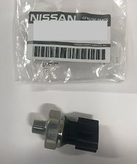 純正新品GTRウォーター ホース コネクター - メルカリ