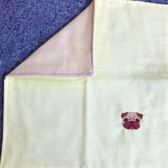 【福祉施設制作】くまさん作「刺繍入りガーゼハンカチ　（イエロー・犬）」NO.1450