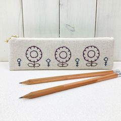 細型ペンケース【ぶどう色の花】　刺し子・綿麻・コットン