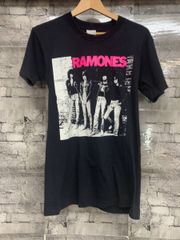 RAMONES】 ロックンロールレディオ リンガーTシャツ 古着 - メルカリ