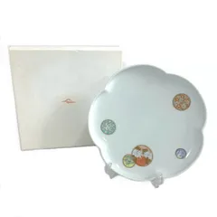 新品同様 深川製磁 フカガワセイジ 寿赤絵 梅型八寸皿   ホワイト   　240001122147