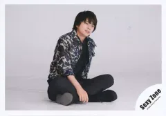 【中古】生写真(ジャニーズ) Sexy Zone/佐藤勝利/横型・全身/Sexy Zone 「ポートレートシリーズ」オリジナルフォト/公式生写真