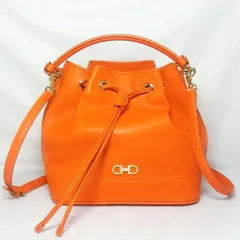 サルヴァトーレフェラガモ Salvatore Ferragamo ガンチーニ 2WAYショルダーバッグ 巾着型 オレンジ AU-21 F566★美品★