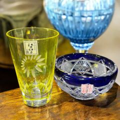 某有名資産家委託品　未使用品　江戸切子２客セット　星切子　黄色　瑠璃色　タンブラー　冷酒セット　伝統工芸品