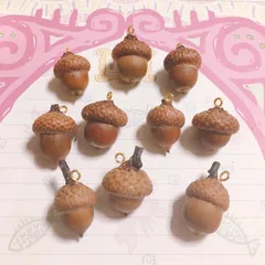 ミニミニ　どんぐり　レッドオーク　チャーム　アクセサリー　　　　10個