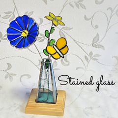 新作ステンドグラス一輪挿し青の花と蝶　フラワー&バタフライ　ガラスインテリア小物