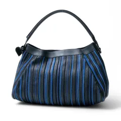 2025年最新】delvaux キーホルダーの人気アイテム - メルカリ