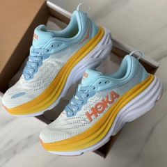 ホカオネオネ ボンダイ 8 HOKA ONE ONE BONDI 8  ZZ5556