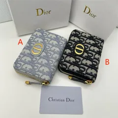 2024年最新】dior コインケースの人気アイテム - メルカリ