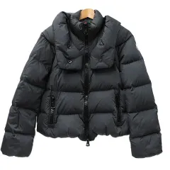 2025年最新】モンクレール サイズ6の人気アイテム - メルカリ