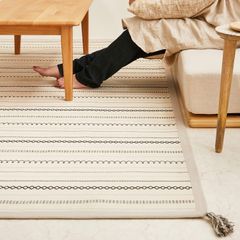 Color:ブラック_Size:130 x 185 cm (長方形) 萩原 ラグ ブラック 約130×185cm 「ティック」 洗濯機で洗える 綿100% ウレタン入り 模様 ナチュラル タッセル付き