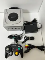【動作品】ニンテンドーゲームキューブ本体、コントローラー、コードセット