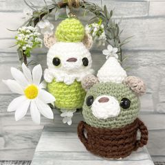あみぐるみ　キーホルダー　ハンドメイド