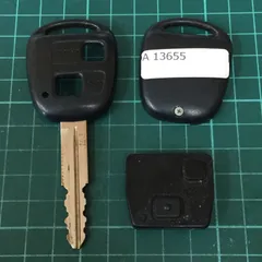 ダイハツ 純正キーレス裏黒２ボタン ムーブ等
