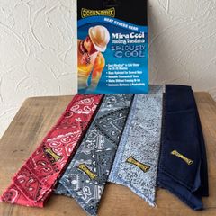 ミラクールバンダナ【犬でも人でも使えます】アメリカ直輸入 Mira cool cooling bandana occuNomixのサムネイル